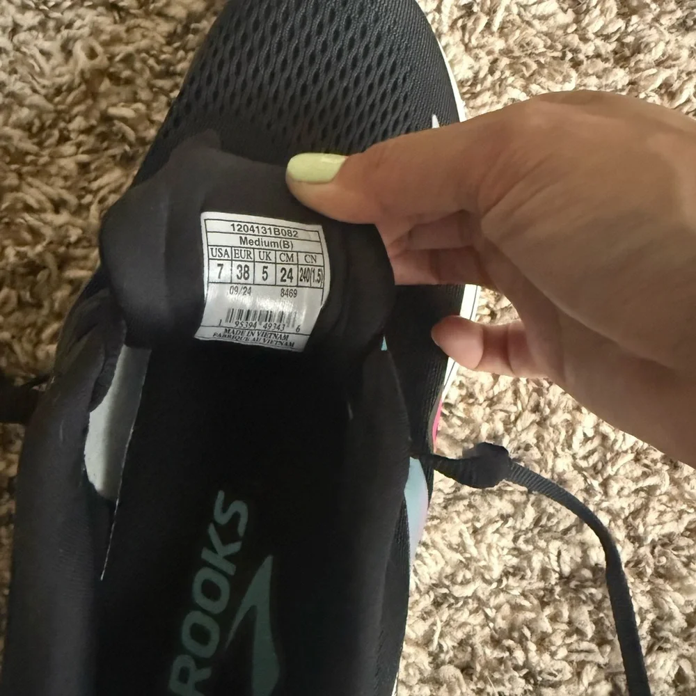 Brooks Women's Running Shoes - Black with Pink & Teal Accents - Picture 5 of 7